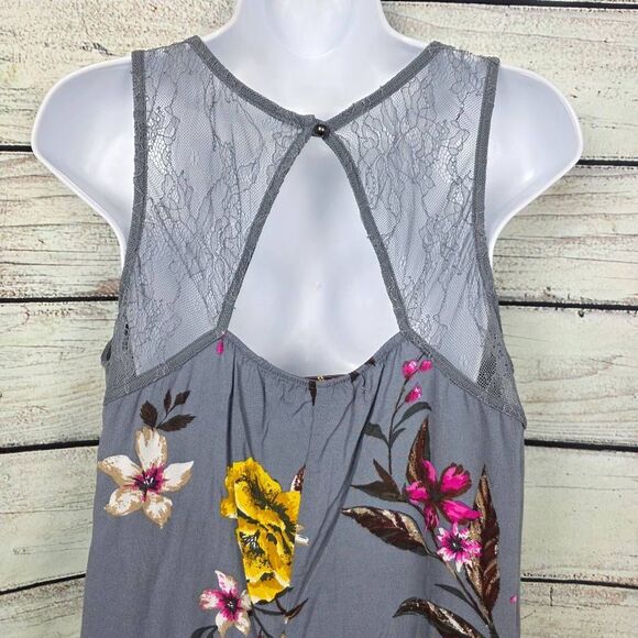 Gypsies & Moondust L Gray Floral Lace Back Tank - Picture 5 of 8